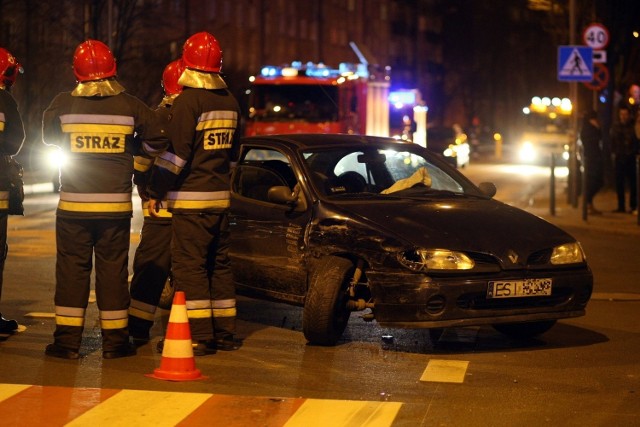 Wypadek na ul. Wyszyńskiego, przy skrzyżowaniu z ul. Damrota