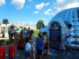Mobilne Planetarium Orbitek w Szydłowie. Wielka atrakcja dla dzieci i dorosłych. Zobacz film i zdjęcia