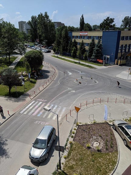 Happening przy Fabrycznej dwa lata temu. Rondo i przejścia...