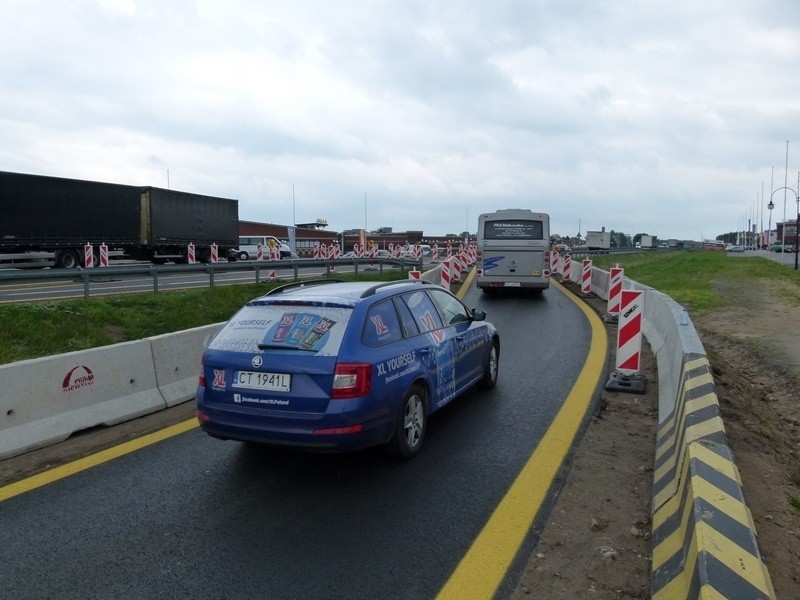 Dzięki powstałemu na czas budowy bypassowi przez Rzgów...