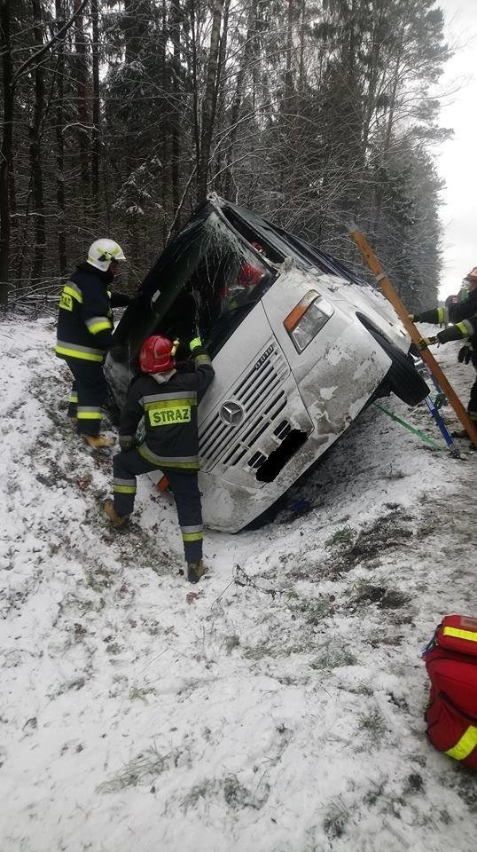 Kopisk. Karambol na DK 8. Zdjęcia dzięki uprzejmości OSP...