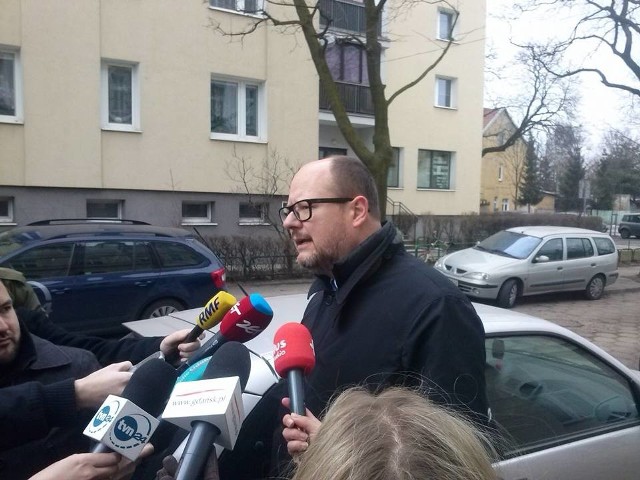 O konkretnych liczbach będziemy mówić, gdy do sprawy odniesie się strona rządowa - mówi Paweł Adamowicz