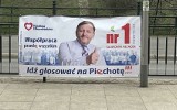 Grafik płakał jak obrabiał... Hity kampanii wyborczej 2024 we Wrocławiu i na Dolnym Śląsku. Obok tych plakatów nie da się przejść obojętnie