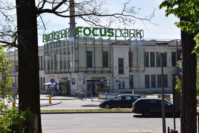 W sobotę (9 maja), kiedy to zwykle galerie handlowe przeżywają oblężenie, w zielonogórskiej galerii Focus Mall tłumów nie było. 