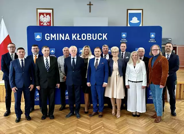 Sesja Rady Miejskiej w Kłobucku. Burmistrz i radni zaprzysiężeni