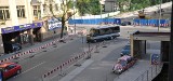 Cyrk na ulicy 1 Maja w Opolu. Drogowcy musieli przerwać prace remontowe, bo korek był za duży