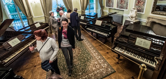 Na Piano Day przewodnik oprowadzi po kolekcji fortepianów