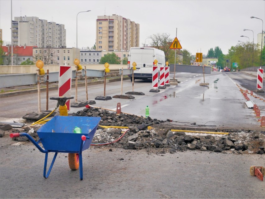 Remont mostu na ul. Nysy Łużyckiej w Opolu. W poniedziałek...