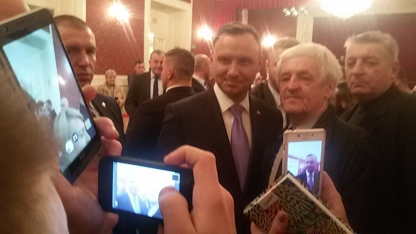 Prezydent Andrzej Duda na spotkaniu z mieszkańcami w...