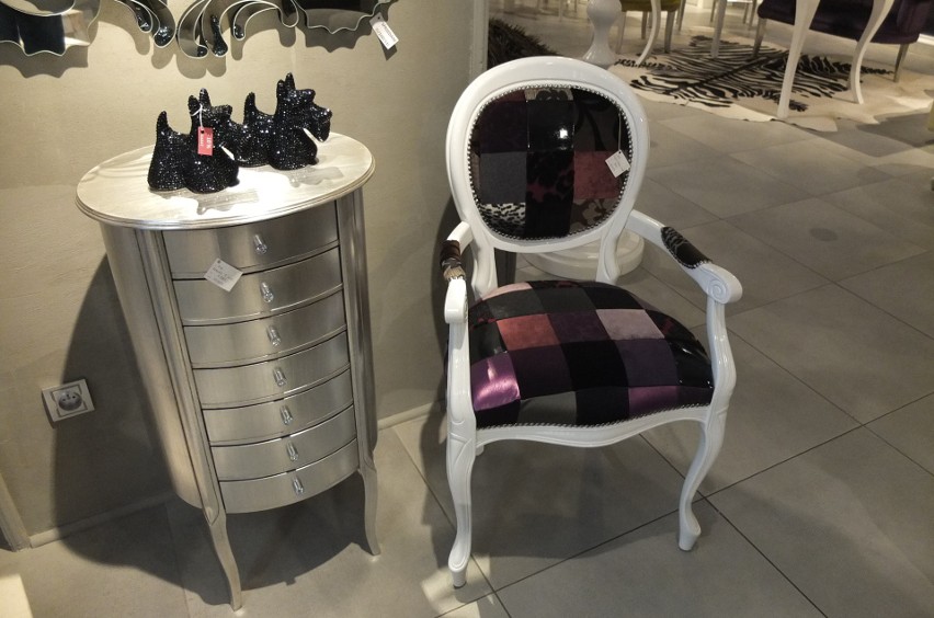 meble
Patchwork w stylizowanych krzesłach to nowość.
