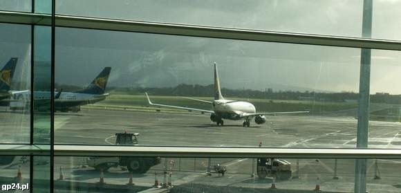 Samoloty Ryanair na lotnisku w Dublinie