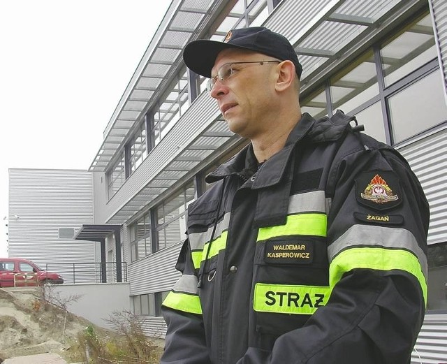 Waldemar Kasperowicz zapowiada, że strażacy przeniosą się, jak tylko będą mieli nową łączność