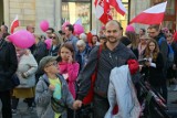 Marsz dla Życia i Rodziny przeszedł przez Wrocław. Uczestniczyło w nim kilkaset osób. Zwolennicy aborcji zorganizowali kontrmanifestację