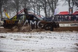 Destruction derby koło Szczecinka. Wraki na 4 kołach dały z siebie wszystko [zdjęcia]