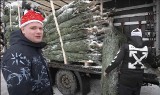 Znany youtuber Budda rozdawał choinki na Torze Kielce w Miedzianej Górze. Przyszły tłumy fanów. Zobaczcie film