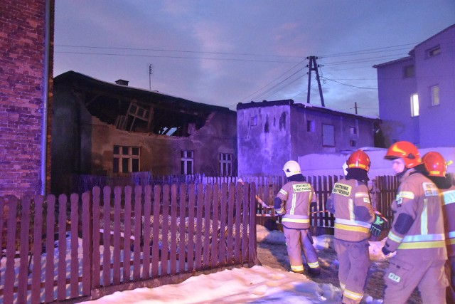 W Leszczynach runął dom dachu jednorodzinnego.