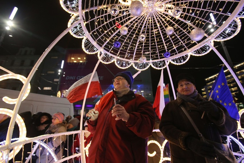 Demonstracja przeciw PiS w Katowicach 13 grudnia 2016