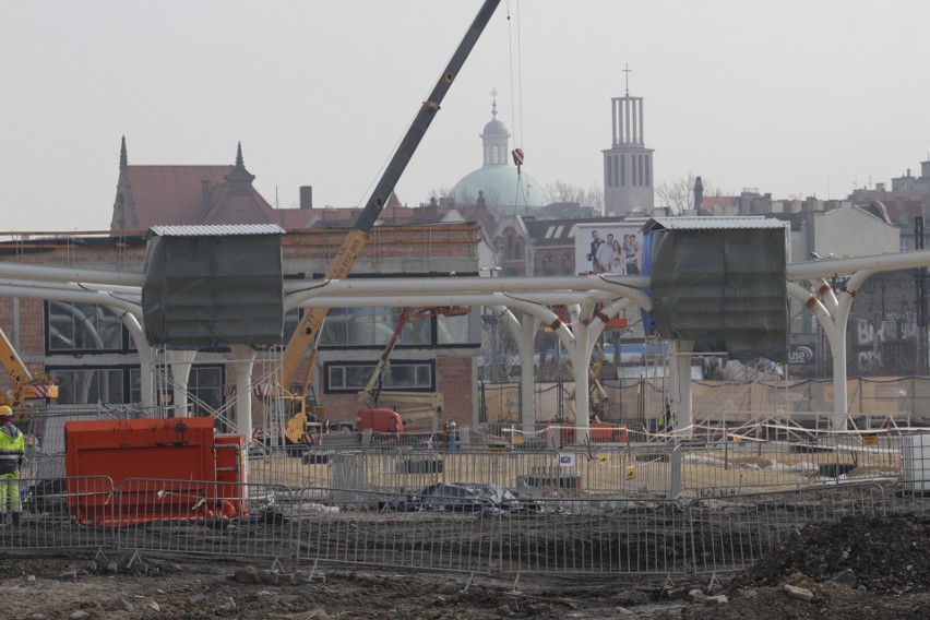 Centrum przesiadkowe Sądowa w Katowicach.