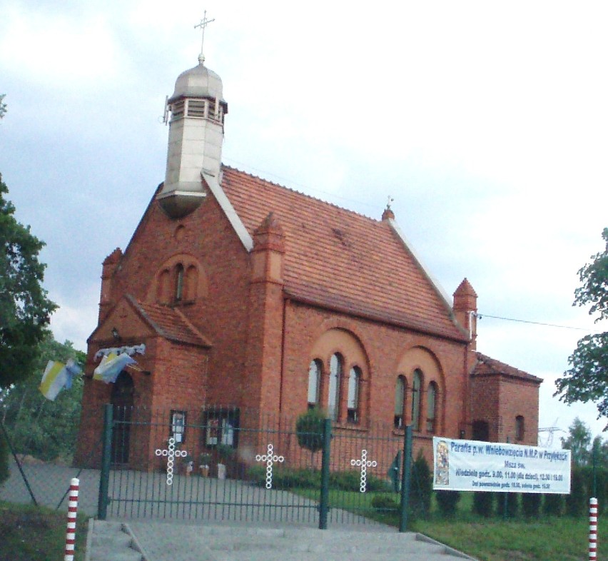 Przyłęki - gmina Białe błota, powiat bydgoski, kościół pw....