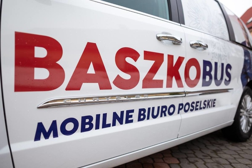 Ten samochodem poseł Mieczysław Baszko zamierza odwiedzić...