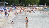 Coraz mniej wody w Jeziorze Ostrowskim. Kąpielisko w Przyjezierzu zostanie zamknięte?