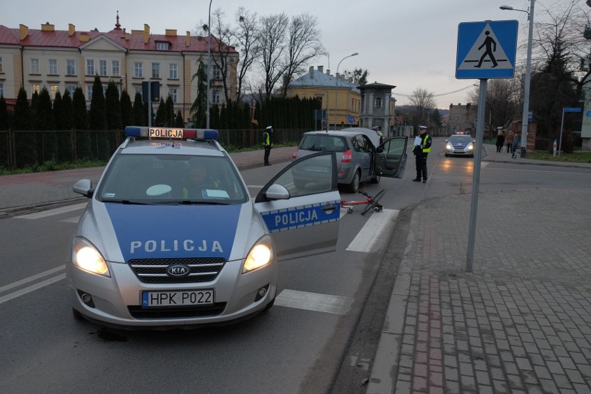 Do wypadku doszło w czwartek po godz. 14 na ul....