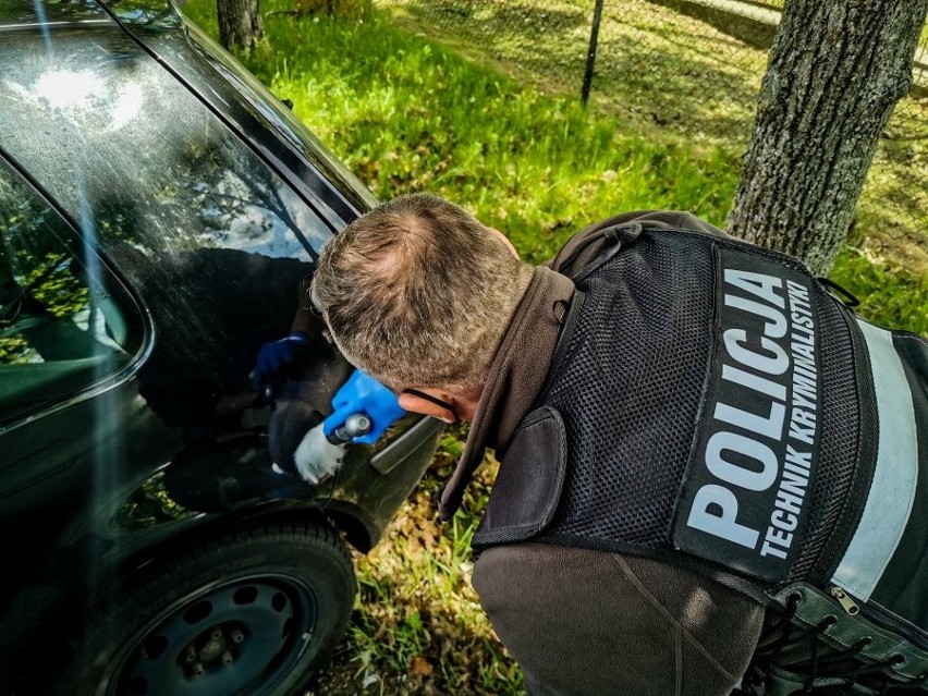 Białystok. Kontrola policji w centrum miasta. Kierowca jechał "pod wpływem", bez prawa jazdy, a samochód był kradziony (zdjęcia, wideo)
