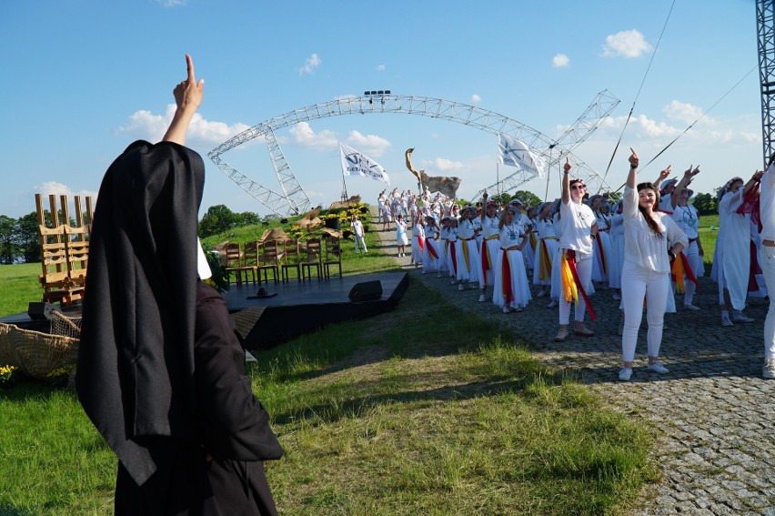 "Usłysz" to hasło tegorocznej Lednicy, która odbywa się w...