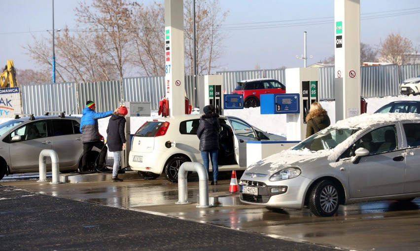 Cena paliw na stacji E.Leclerc w Sosnowcu jest najniższa w...