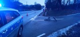 Wypadek w Nieskurzowie Starym - samochód potrącił rowerzystę. Były utrudnienia na krajowej trasie numer 74