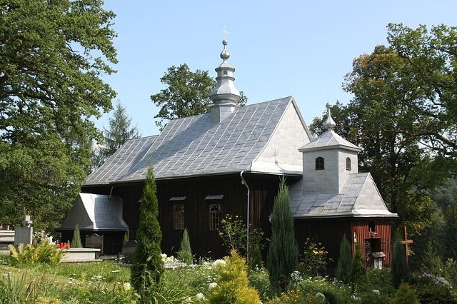 Widok na cerkiew w Górzance od północnego zachodu.