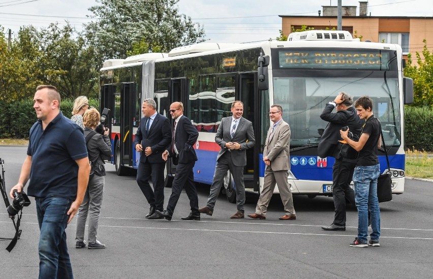 We wtorek (11 września) miasto podpisało umowę na zakup...