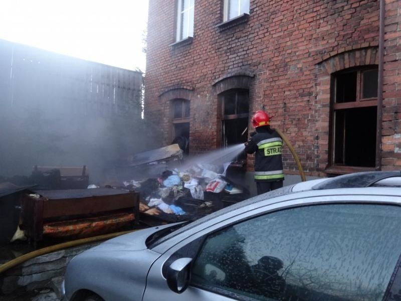 Zabrze: Pożar w kamienicy przy ulicy Gogola. Nie żyje jedna osoba