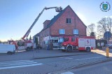 Pożar komina w Czarnej Dąbrówce. Potrzebny był podnośnik