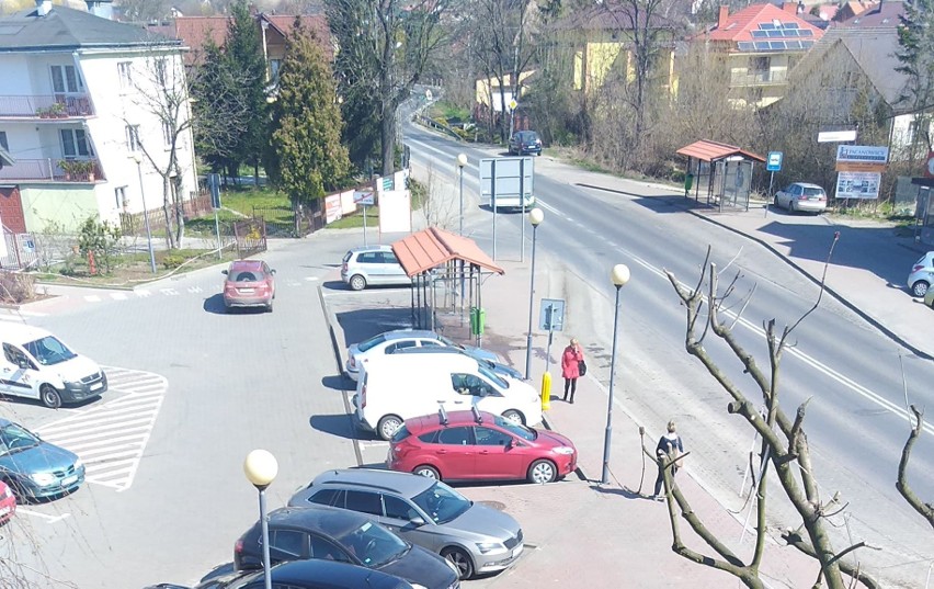 Dezynfekcja przystanków w powiecie krakowskim. Kolejne gminy zaczęły porządkowanie 