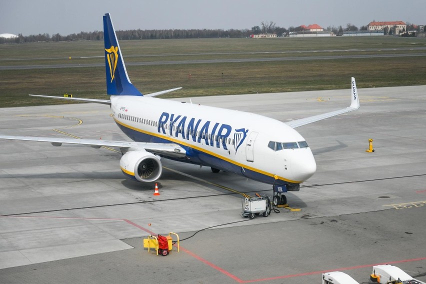 Ryanair uzyskał 1984 sloty na połączenia z lotniska Chopina...