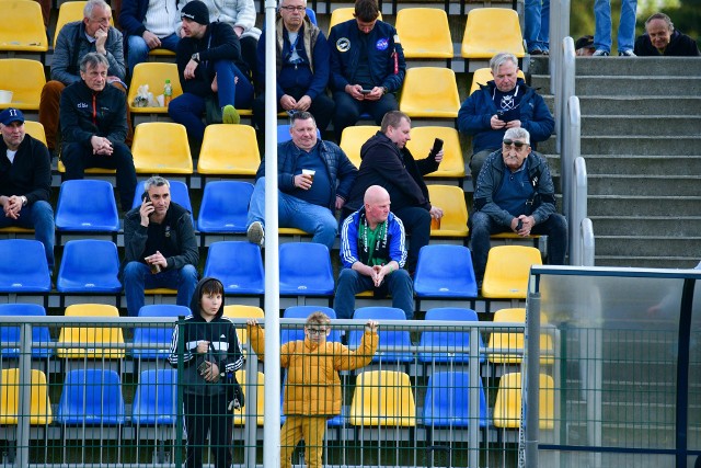 Kibice na meczu Avia Świdnik - Star Starachowice w trzeciej lidze