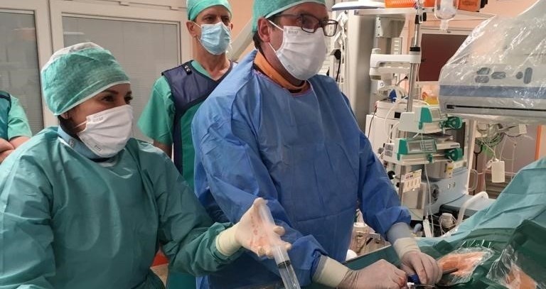 W Uniwersyteckim Szpitalu Klinicznym w Opolu po raz pierwszy w regionie wszczepili pacjentowi rozrusznik serca bez elektrod