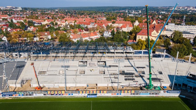 Stadion Pogoni - stan prac na 8 października 2021.