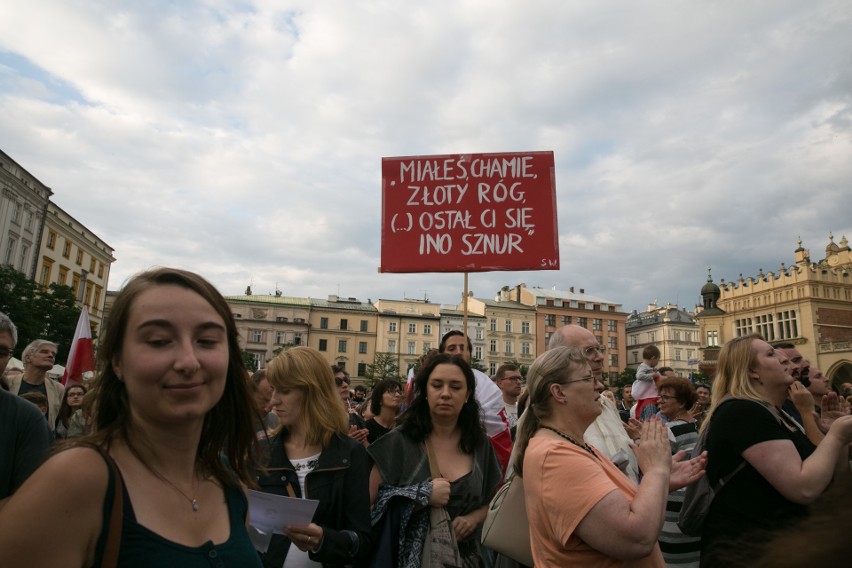 24 lipca 2017. Protest w obronie niezależności sądów na...