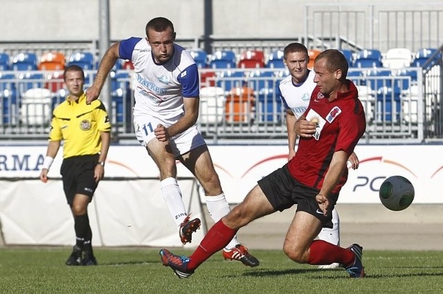 Piotr Prędota (z lewej) jesienią był bohaterem meczu z Pogonią Siedlce. Tym razem również miał swoją okazję, ale jej nie wykorzystał.