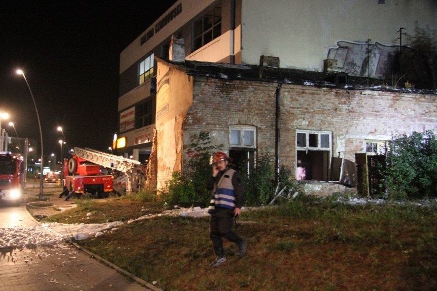 Pożar przy Galerii Czarnowskiej w Kielcach