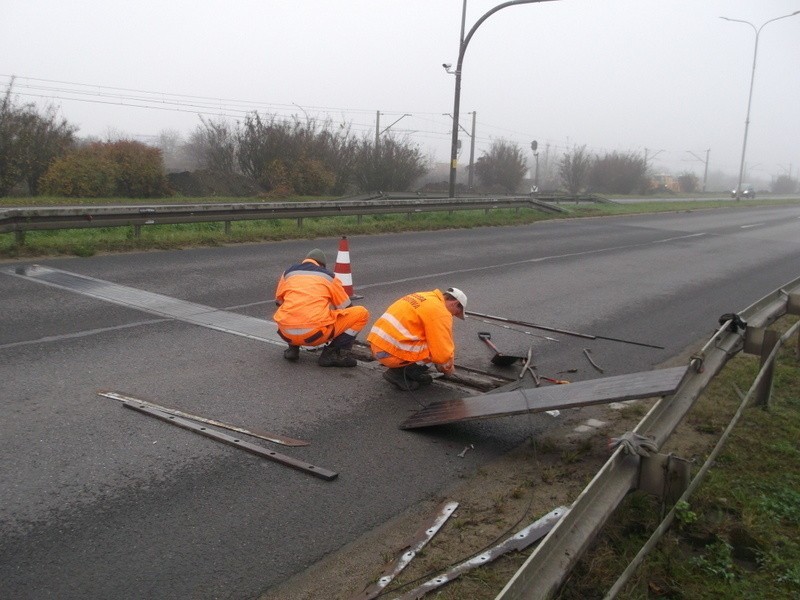 Wrocław: Naprawiali wagi drogowe na trzech ważnych ulicach (ZDJĘCIA)