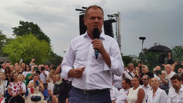 Donald Tusk spotkał się z mieszkańcami Włocławka.