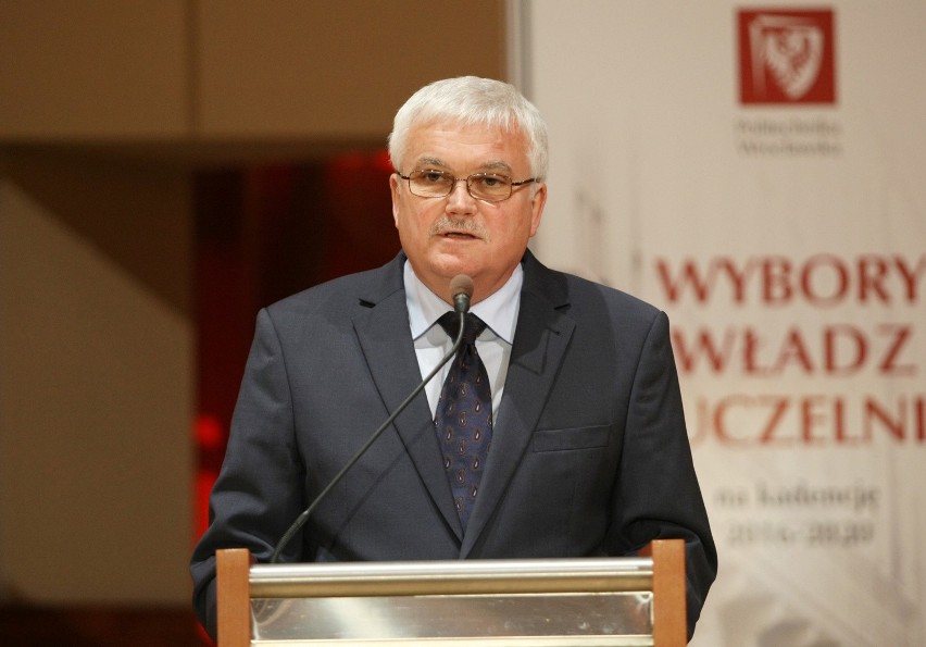 prof. Cezary Madryas