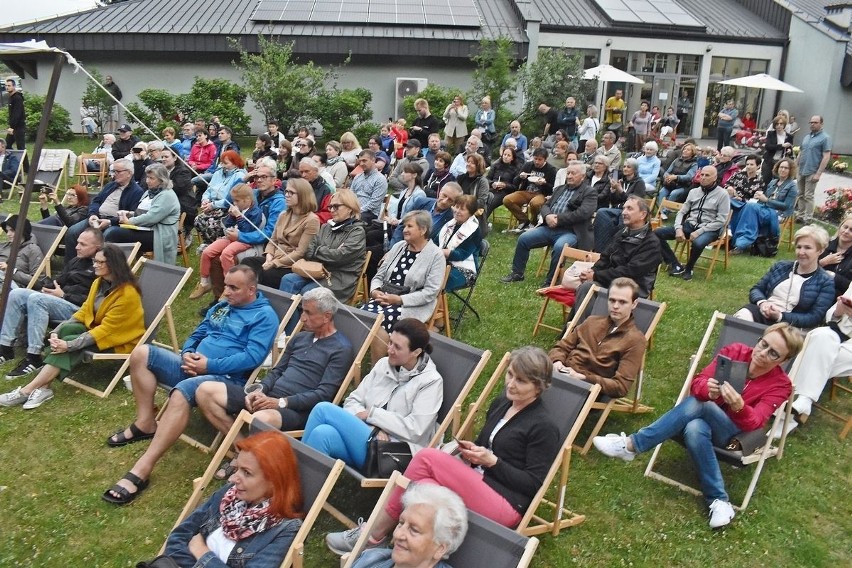 Gwiazdy przyjechały do Ciekot na Festiwal Otwarte Książki. Zobacz zdjęcia i film