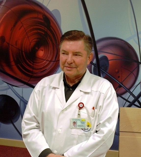 Prof. Jerzy Kowalczyk od 1992 roku jest szefem kliniki...