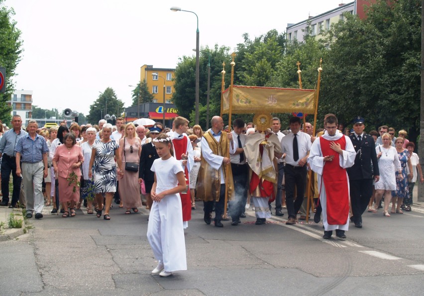 Ostrołęka. Boże Ciało 2019. Procesja w parafii pw....