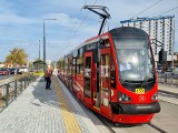 Tramwaje wracają 19 lutego na tory w Dąbrowie Górniczej. Po raz pierwszy pasażerowie pojadą wagonami niskopodłogowymi 