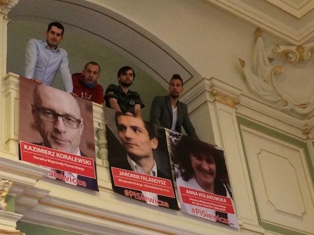 Akcja #PiSiewicze Młodych Demokratów w Gdańsku [ZDJĘCIA]